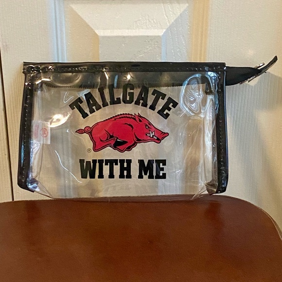 VS Pink Collegiate AR Razorback Pouch - Picture 2 of 4